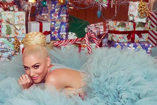 12.19 gwen-stefani-santa-baby