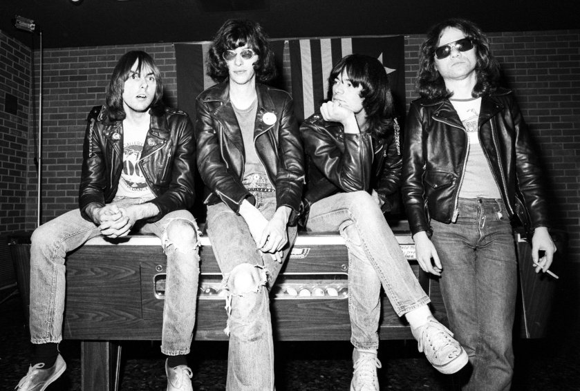 7.17 Ramones 1977