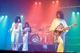 11.2 Queen live 1975
