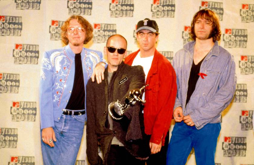 Photo of REM and Michael STIPE and Mike MILLS and Peter BUCK and Bill BERRY