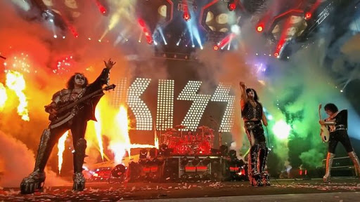 11.30 Kiss in concert 2019